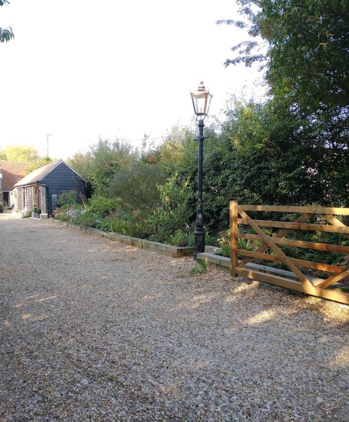 The Lodge Little Clacton Buitenkant foto